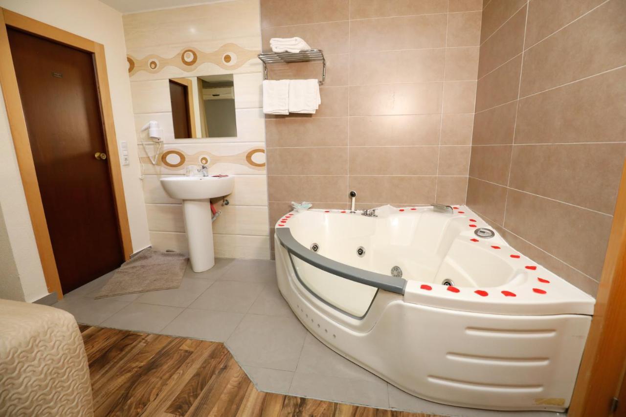 Hostal Conde David Salamanca Ngoại thất bức ảnh